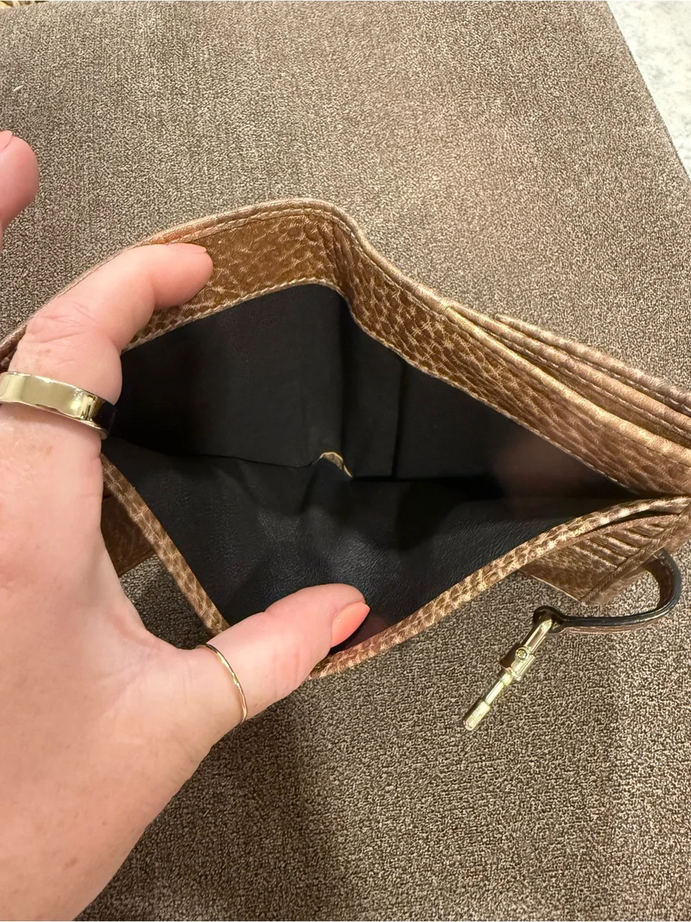 Gucci measurements 5h